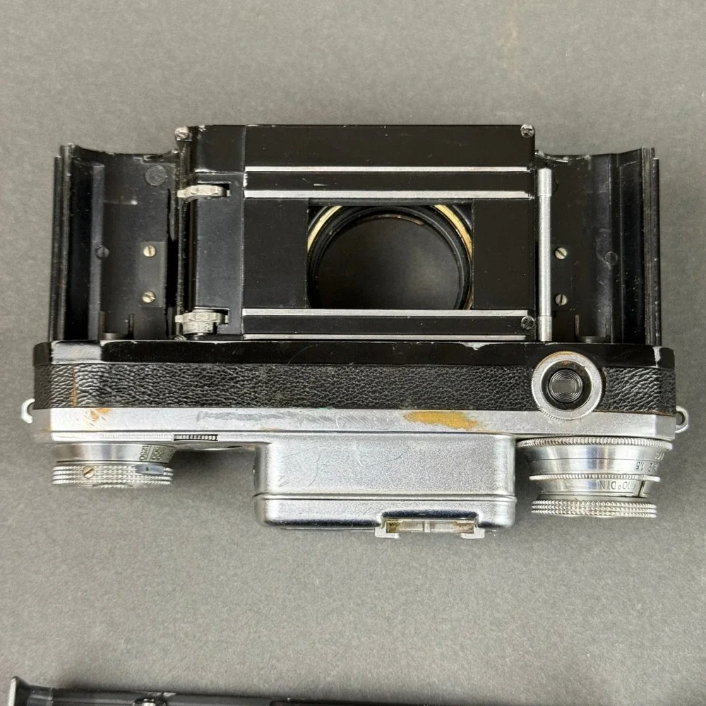 Zeiss Ikon Contax III Rangefinder Camera Body for parts or repair